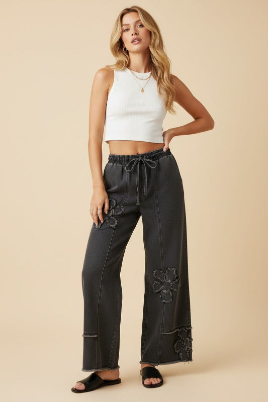 Floral Appliqué Wide Leg Pull-On Denim Pants - Black