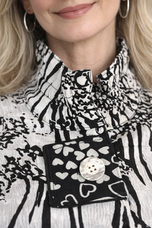 Adore Heart Patch Sleeveless Tunic Blouse - Black White