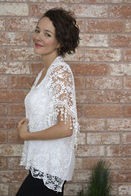 Seduzione Hi Lo Blouse + Fringe Scarf - White