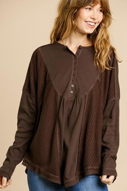 Umgee Waffle Henley Top - Brown