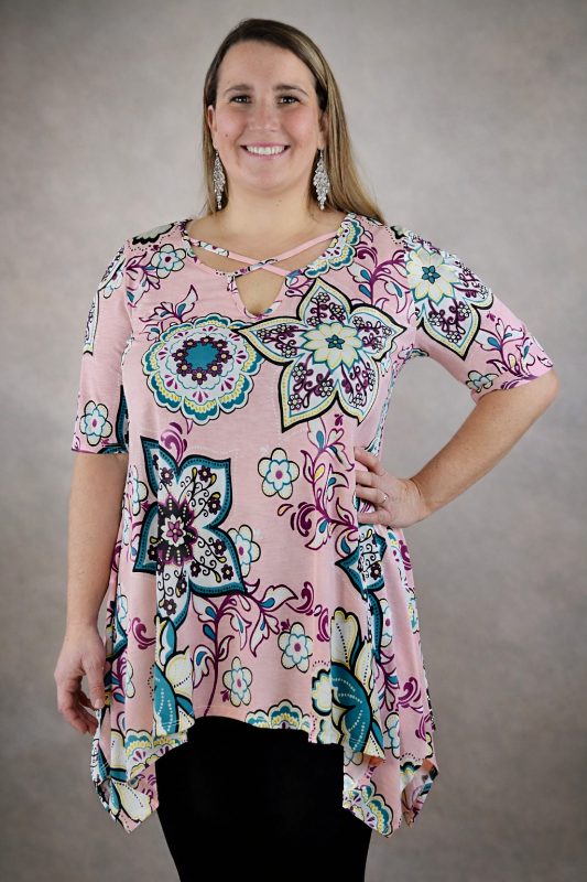 Women’s Pink Floral Tunic Top with Keyhole Neck - Pink