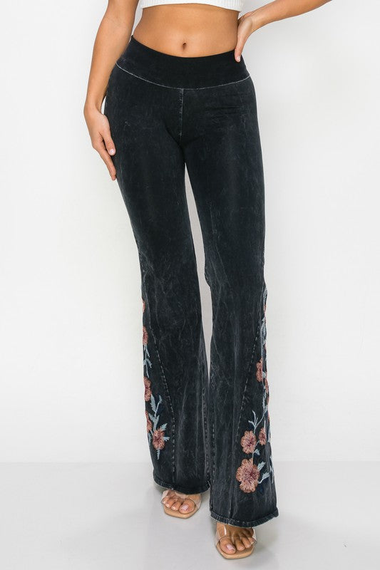 T-Party Flower Embroidery Flare Foldover Pants - Black