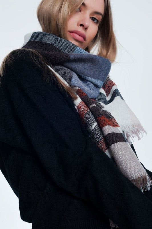 Soft Wool-Blend Plaid Scarf with Fringe Detail