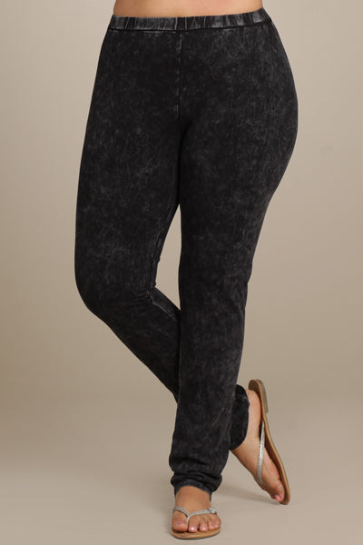 Chatoyant Plus Full Length Leggings - Black