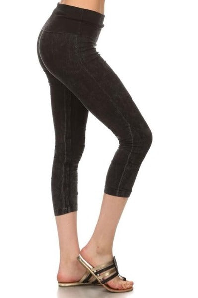 Chatoyant Foldover High Waist Capri Leggings - Many Colors