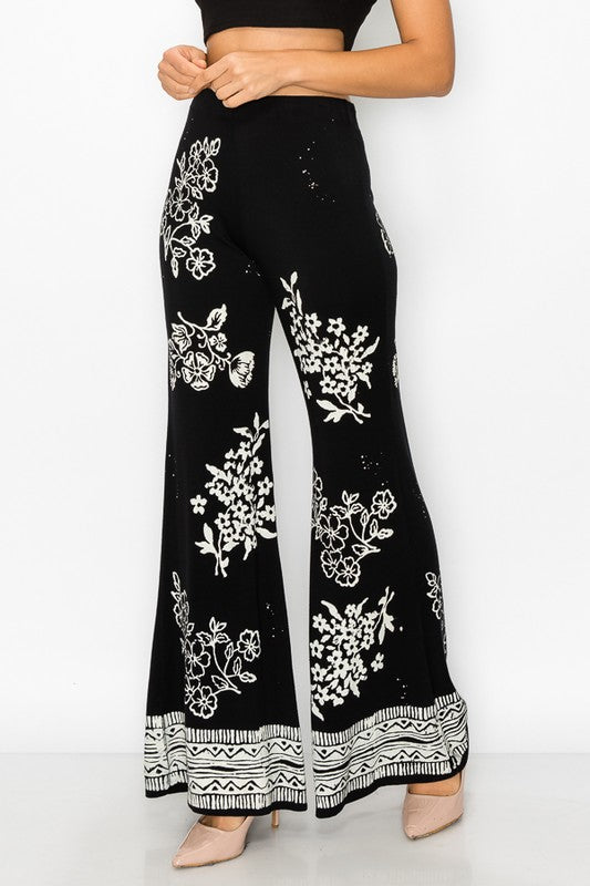 T-Party Soft Flare Pants Floral Stamped - Black