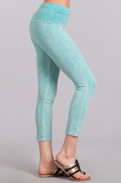 Chatoyant Foldover Waist Capri Leggings - Many Colors