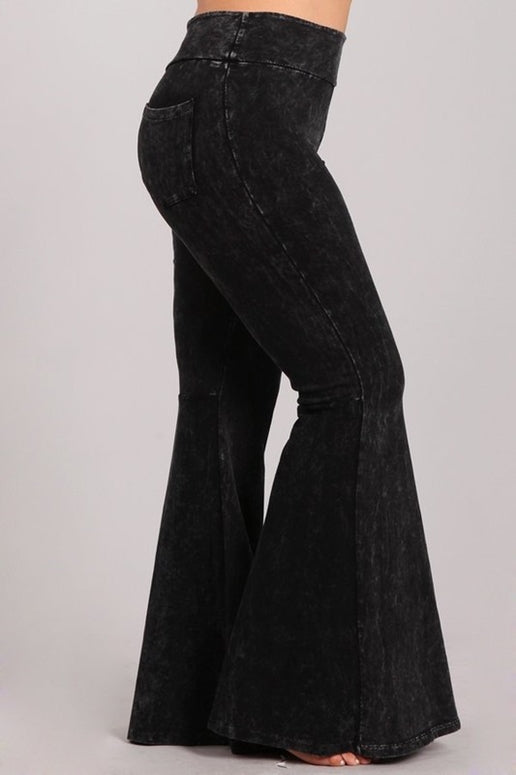 Chatoyant Black Back Pocket Bell Bottom Plus Pants