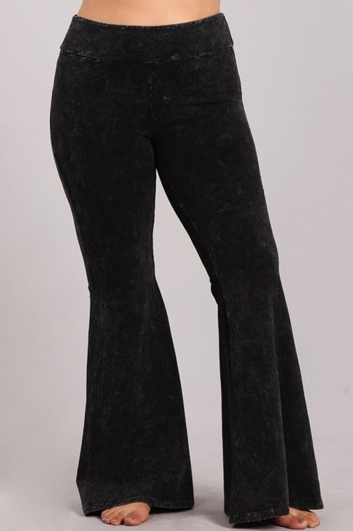 Chatoyant Black Back Pocket Bell Bottom Plus Pants