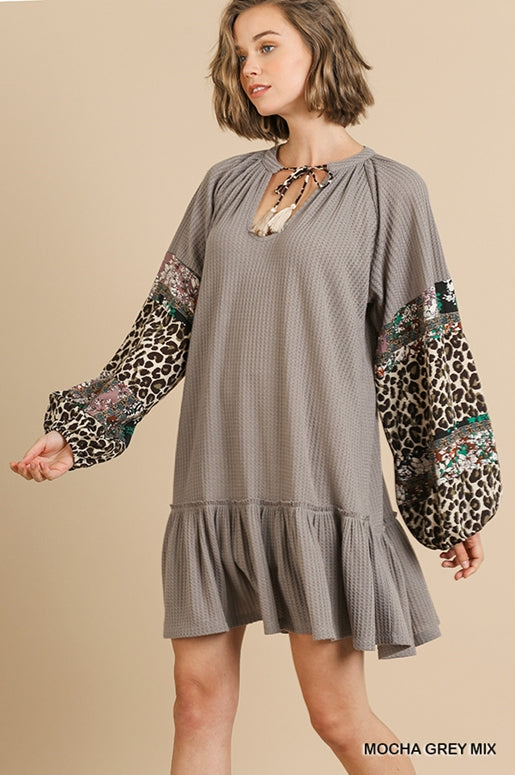 Umgee Waffle Leopard Contrast Sleeve Dress - Mocha Grey Mix