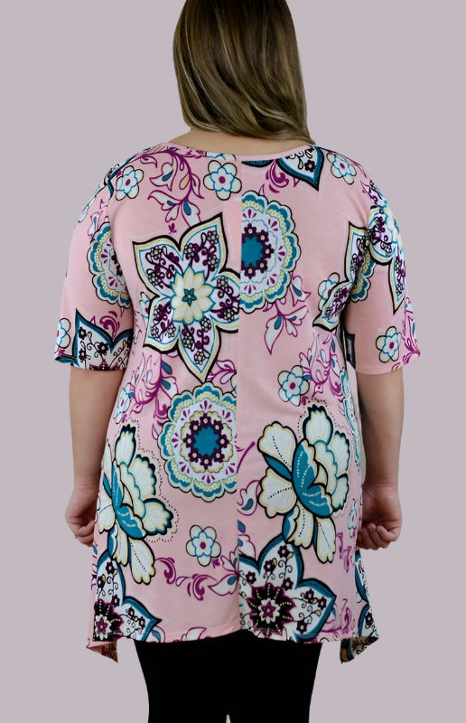 Bold Mod Flower Plus Tunic Top - Pink