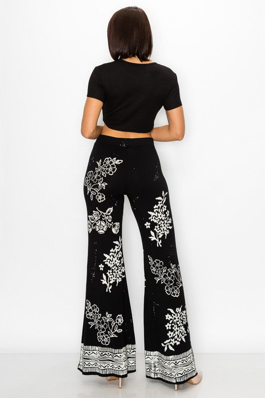 T-Party Soft Flare Pants Floral Stamped - Black