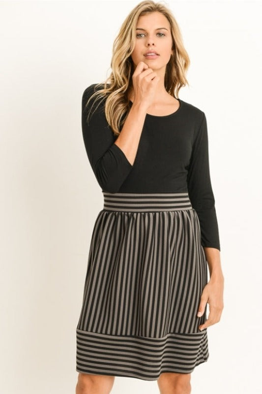 Gilli Black Gray Stripes Dress