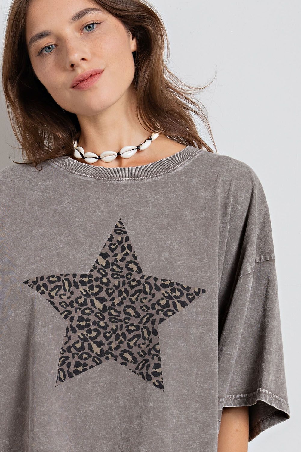 Easel Mineral Wash Crop Star Top - Lt Ash