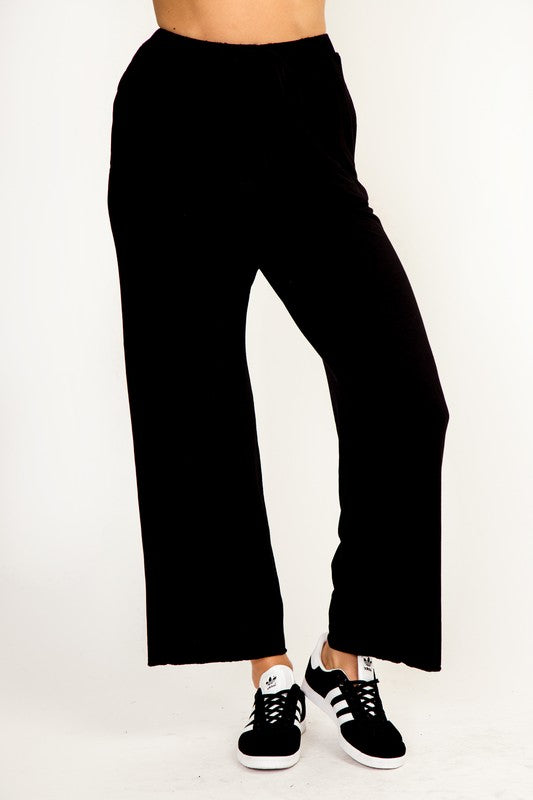 Olivaceous Drawstring Short Ankle Lounge Pants - Crop Black