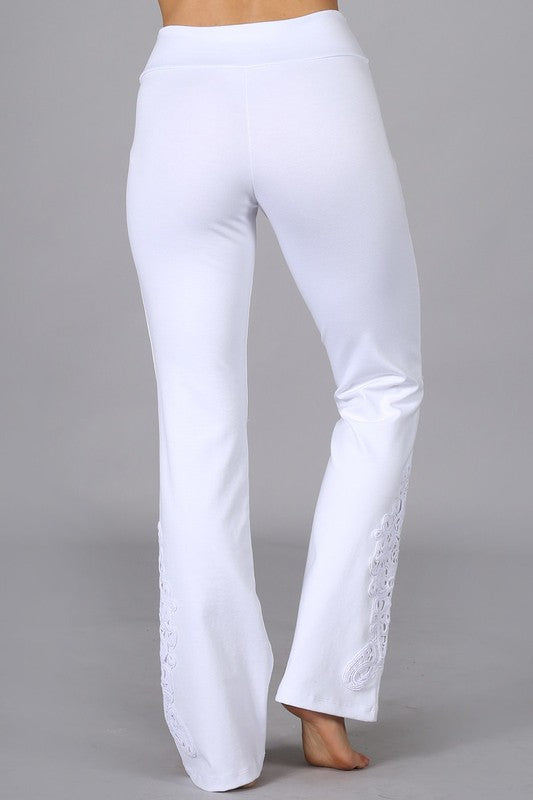 Chatoyant Slimming Bootcut Crochet Lace Ponte Pants - White