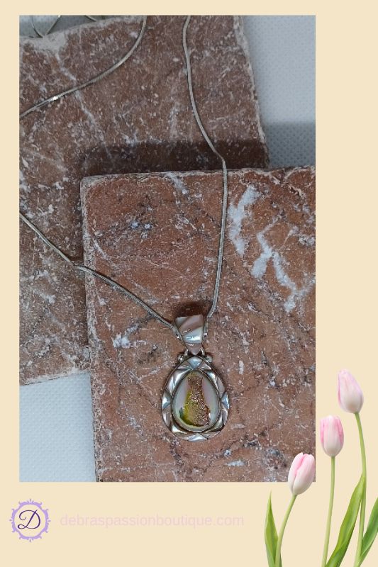 Druzy Mother of Pearl Teardrop Pendant Silver Necklace - 18"