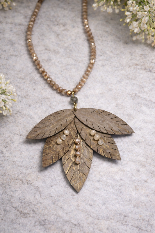 Maple Leaf Necklace Set - Taupe