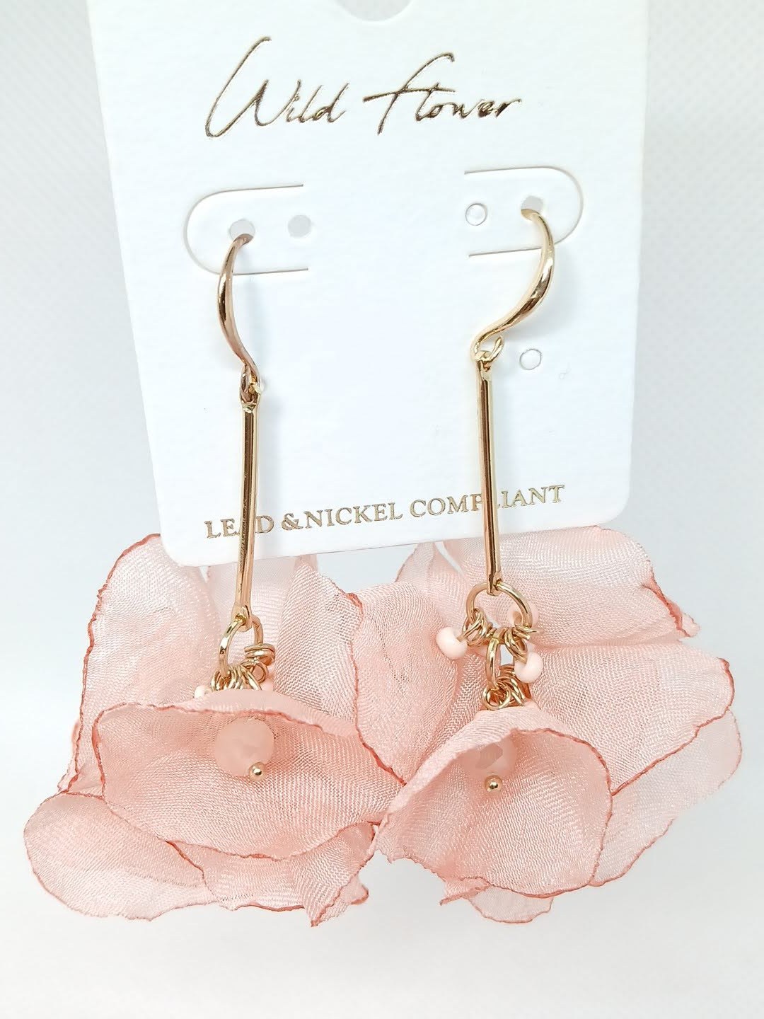 Dangle Muse Drop Earrings - Pink