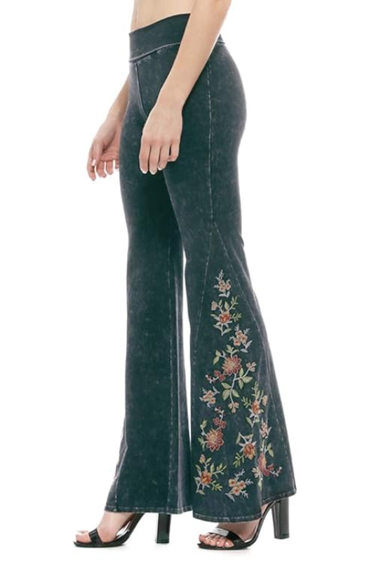 T-Party Floral Embroidered Yoga Pants - Light Wash Black