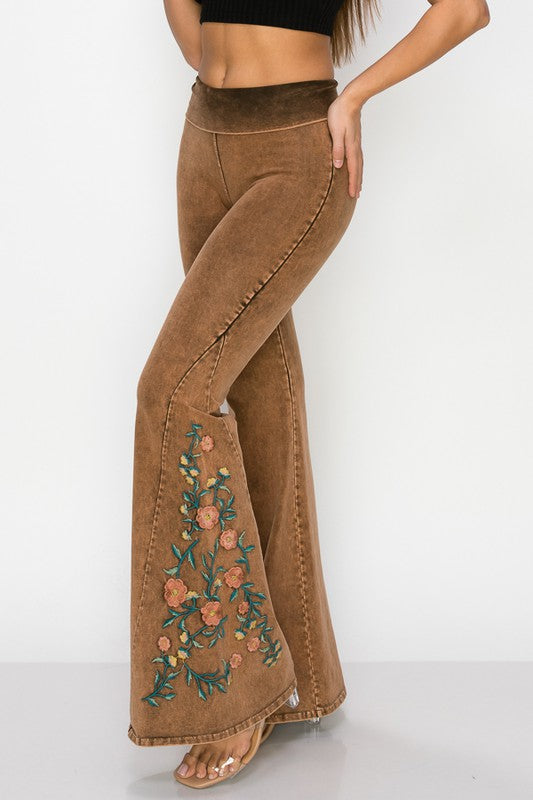 T-Party Flowers Embroidered Flare Yoga Pants - Camel