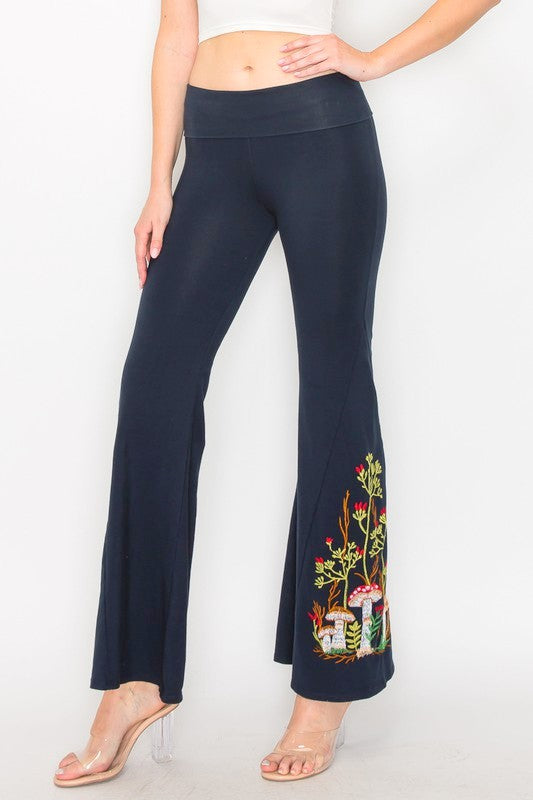 T-Party Mushroom Embroidered Yoga Pants - Navy – Debra's Passion