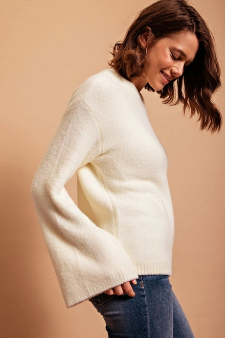 Gigio Snowy Soft Flare Sleeve Sweater Top - Cream