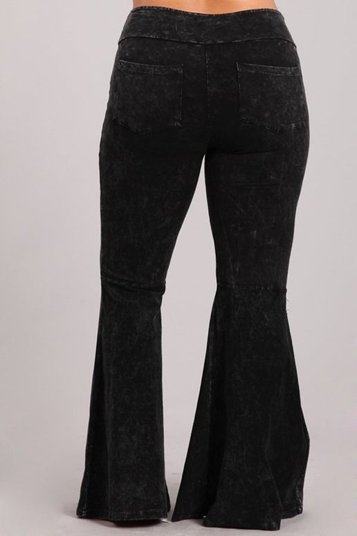 Chatoyant Black Back Pocket Bell Bottom Plus Pants